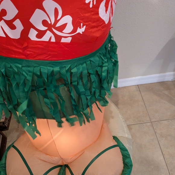 Home Accents Holiday Holiday 6 Ft Dancing Hula Santa Led Christmas